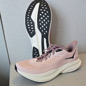Women's HOKA MACH 6, the Color Is Dusty Rose & They Are New! ( 9.5 ).